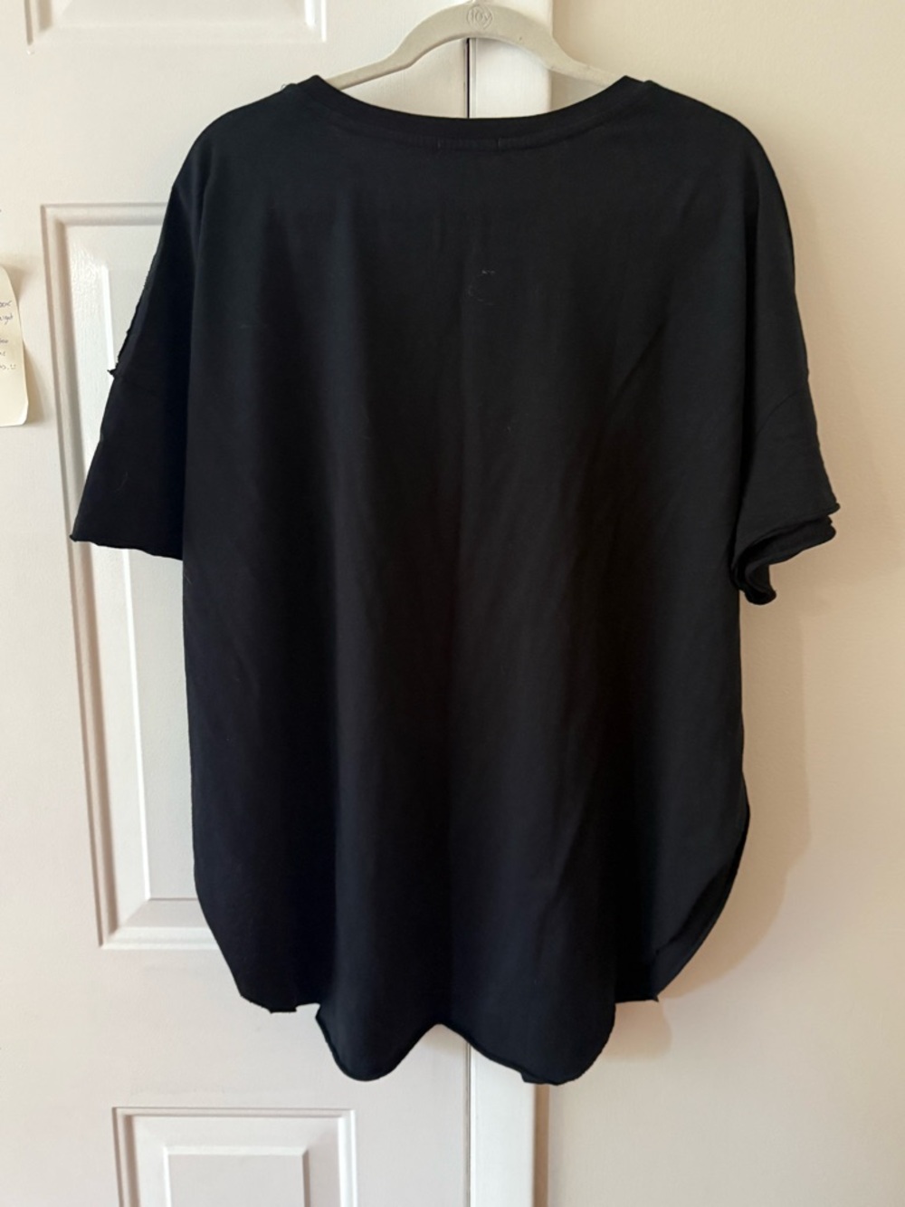Elevated black tee - Picture 4 of 4